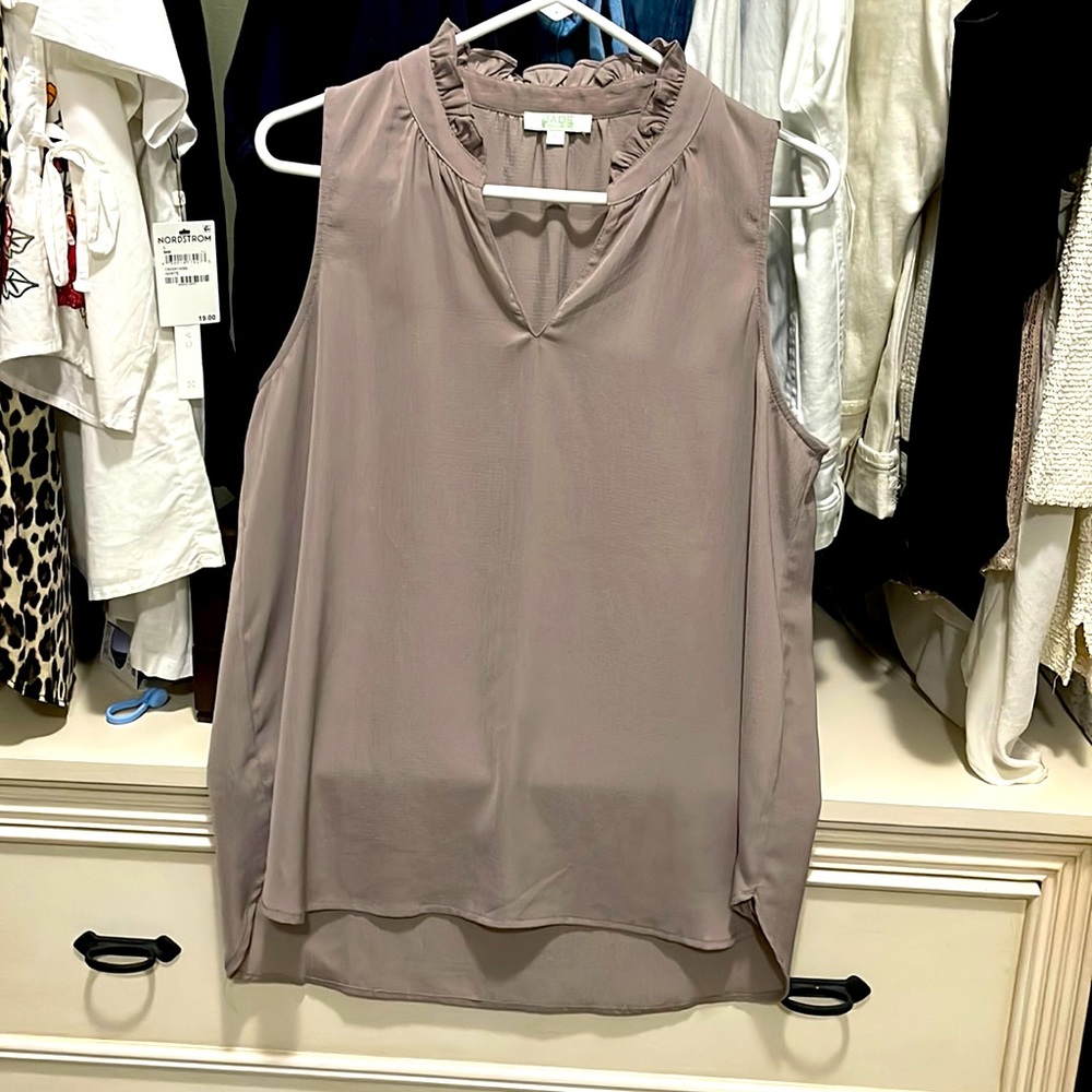 Lavender/ mocha sleeveless top